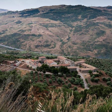 La Ferula Panzió Scillato  Kültér fotó