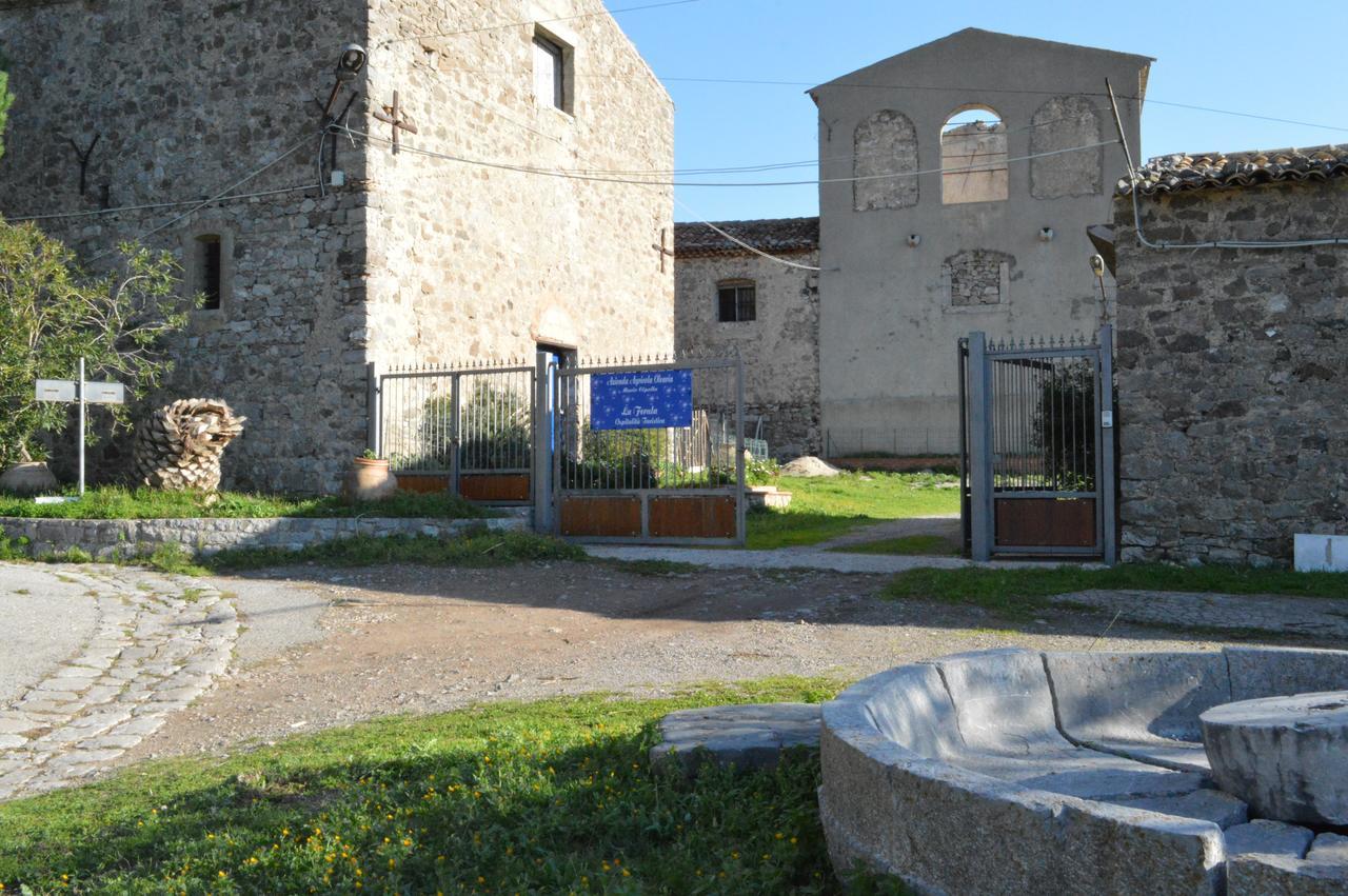 La Ferula Panzió Scillato  Kültér fotó