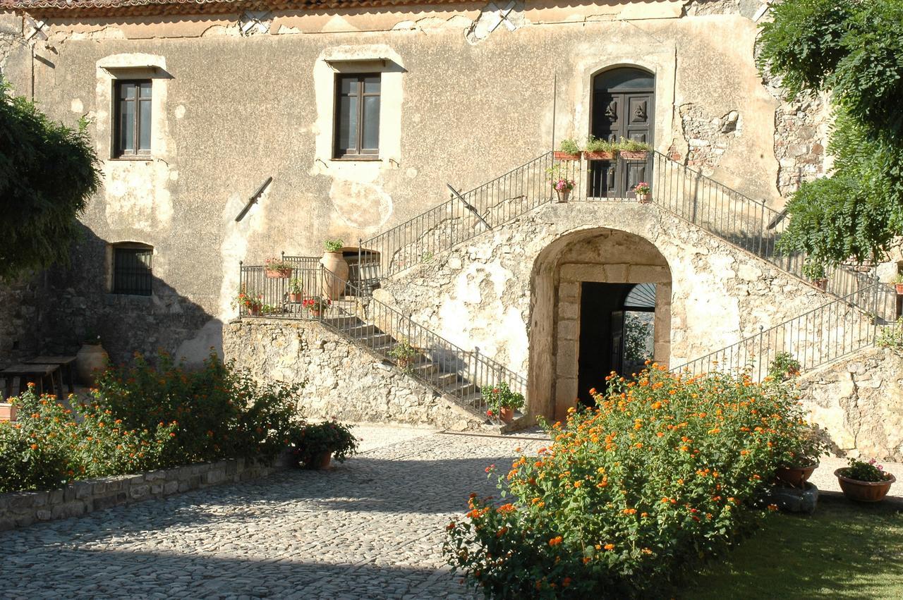 La Ferula Panzió Scillato  Kültér fotó